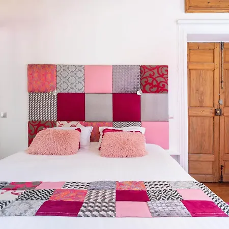 Le Xvi De La Rose Apartament